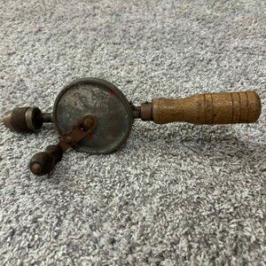 Vintage Godell-Pratt Eggbeater Style Hand Drill